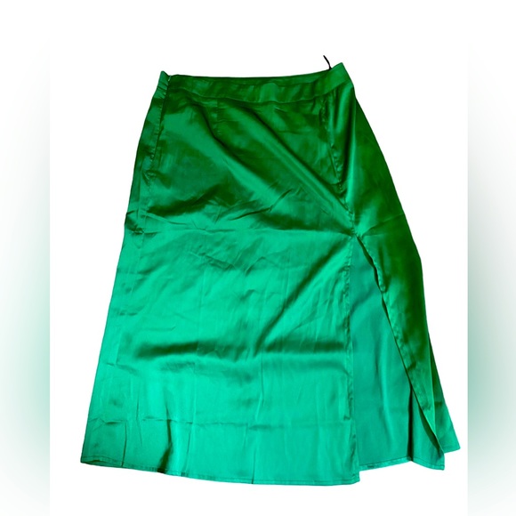 shien womens large green satin skirt - Picture 3 of 3